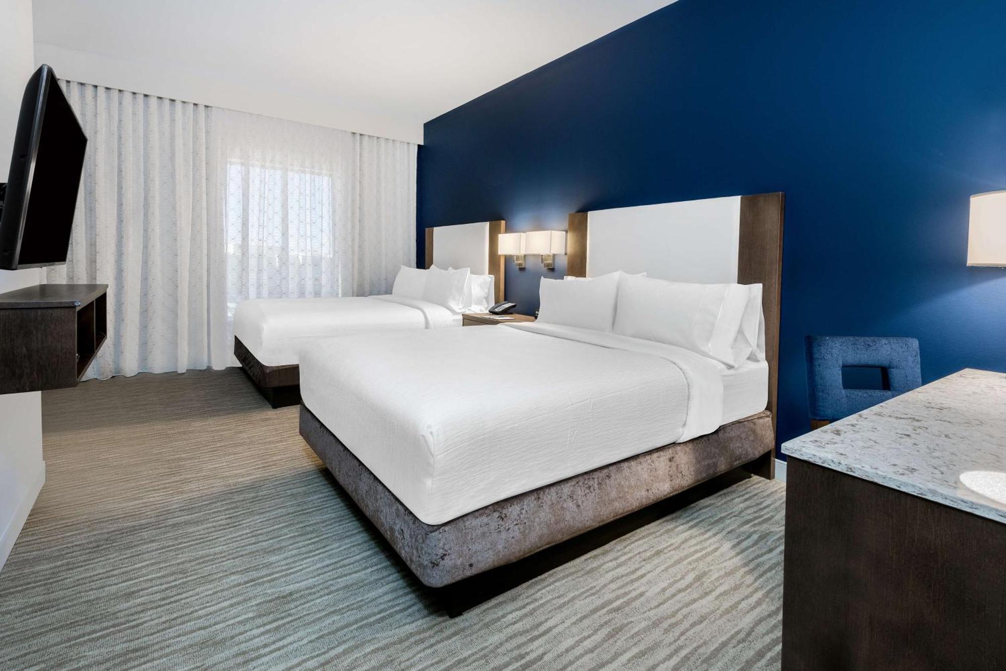 Embassy Suites By Hilton College Station Esterno foto