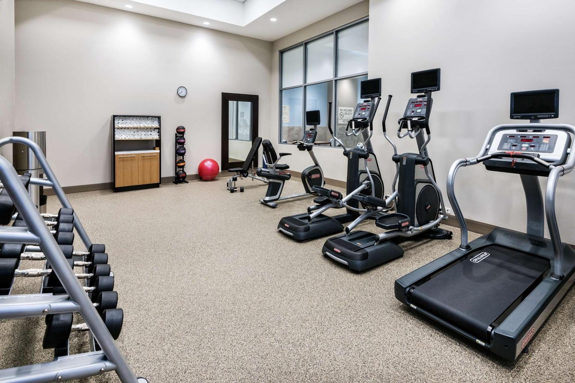 Embassy Suites By Hilton College Station Esterno foto