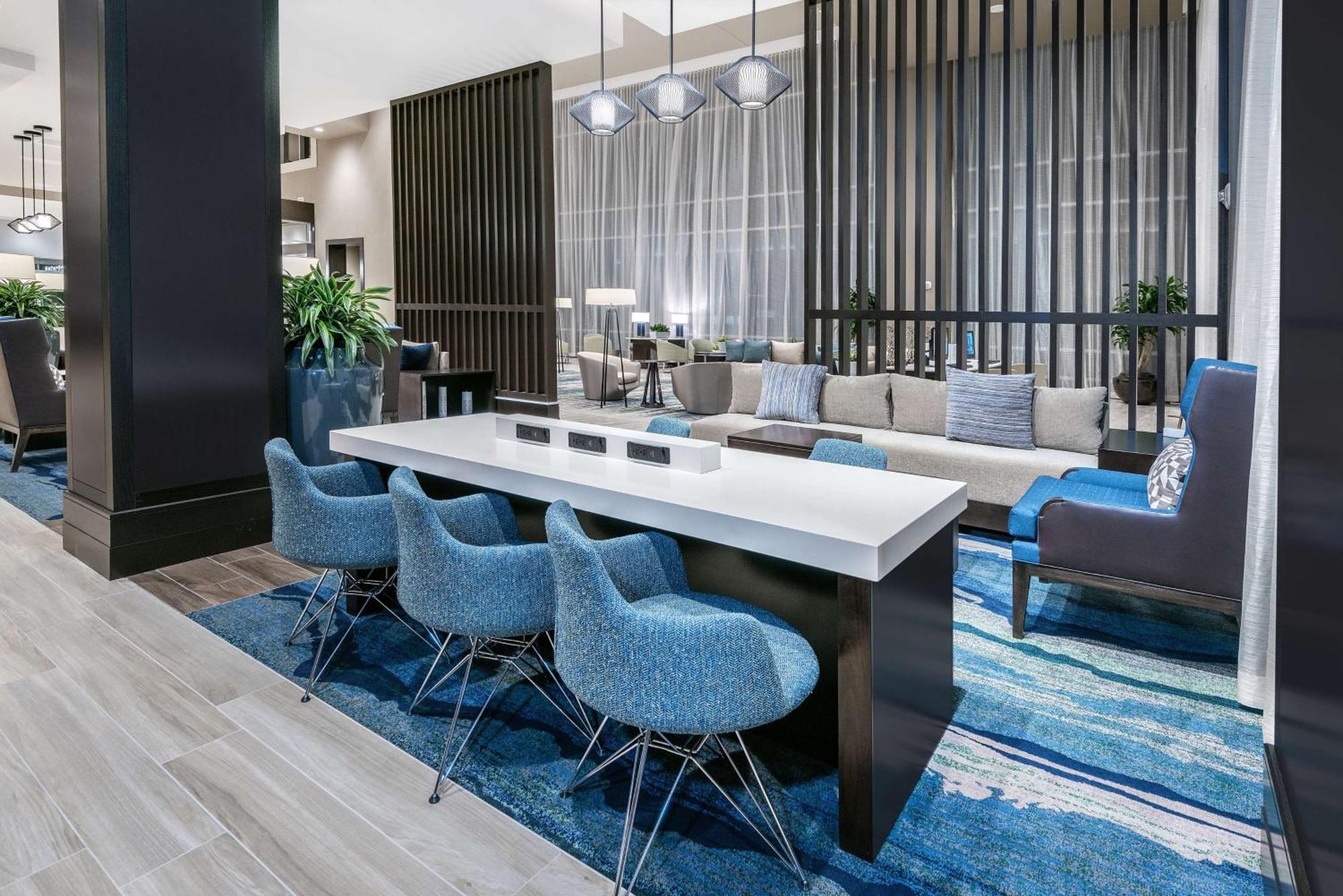 Embassy Suites By Hilton College Station Esterno foto